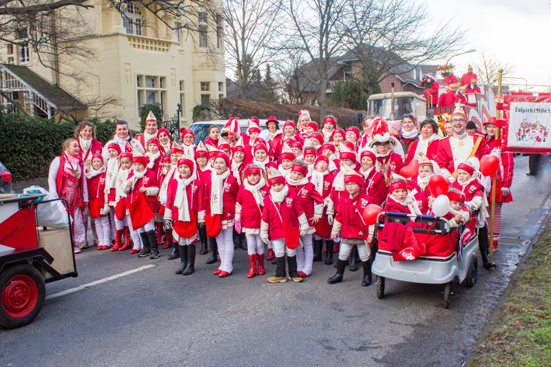 Kinder- und Jugendtanzgarde im Rosenmontagszug 2018